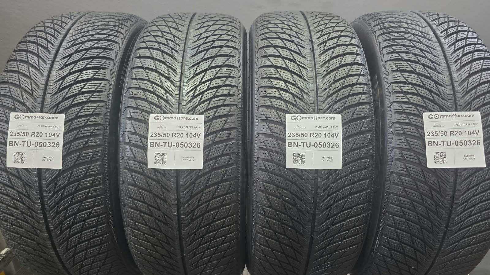 Michelin PILOT ALPIN 5 SUV 235/50 R20